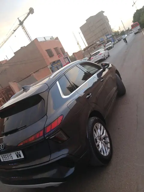 Audi Q5 — Riani Rental Car