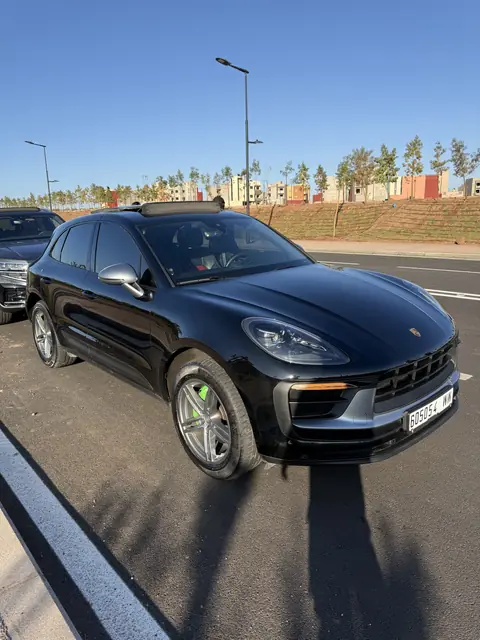 Porsche Macan — Riani Rental Car