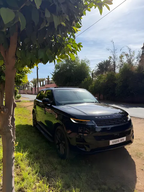 Range Rover Sport — Riani Rental Car
