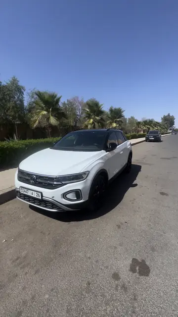 Volkswagen T-Roc — Riani Rental Car