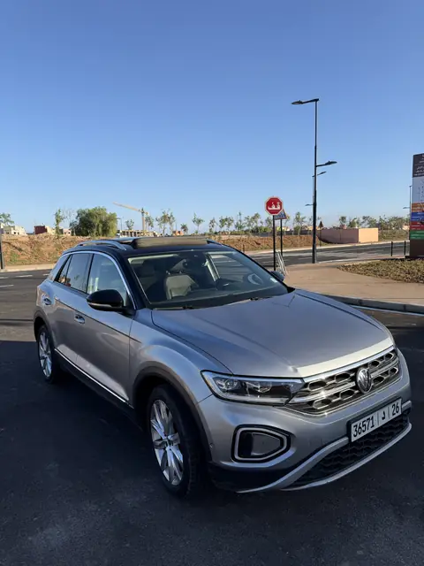 Volkswagen T-Roc — Riani Rental Car